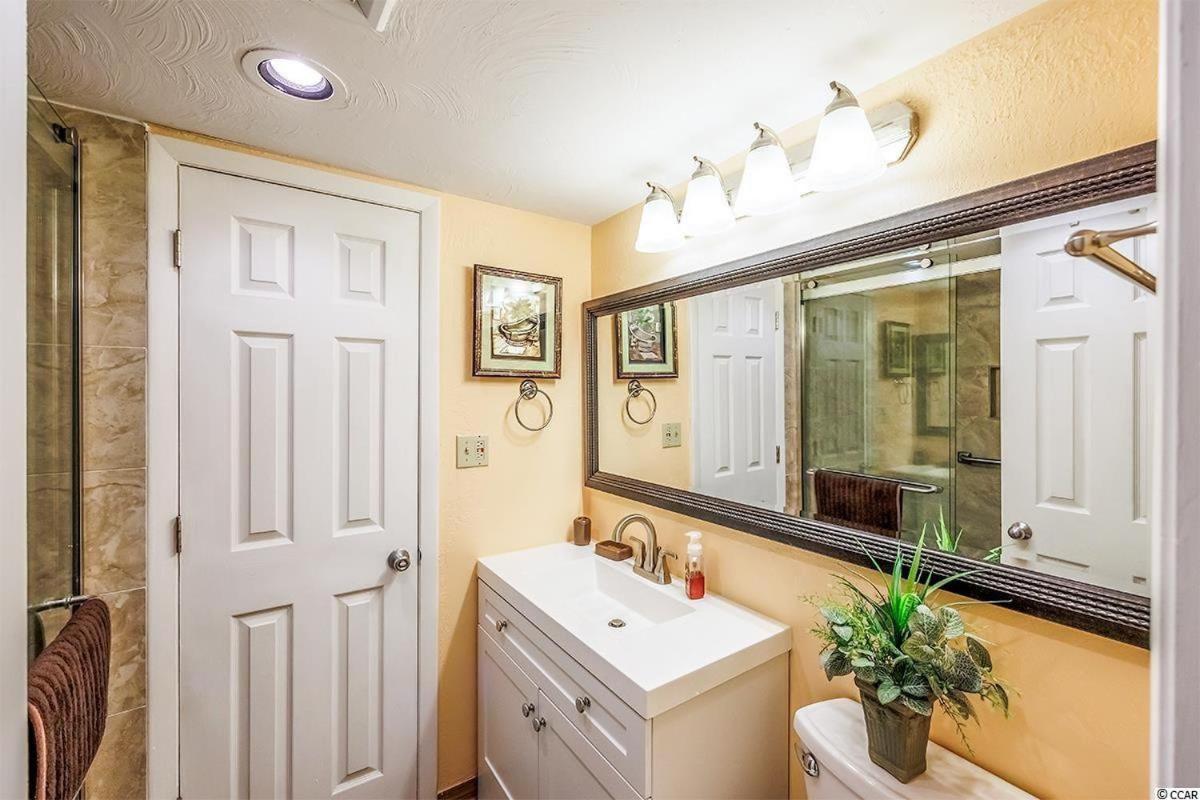 Spacious Ocean View Suite With Beautiful Updates! - Ocean Dunes Tower 2 Unit 6121 - Sleeps 6 Guests! Myrtle Beach Esterno foto